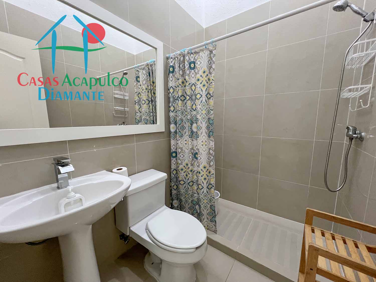 Diamante Lakes Zafiro 316 - Baño completo 1